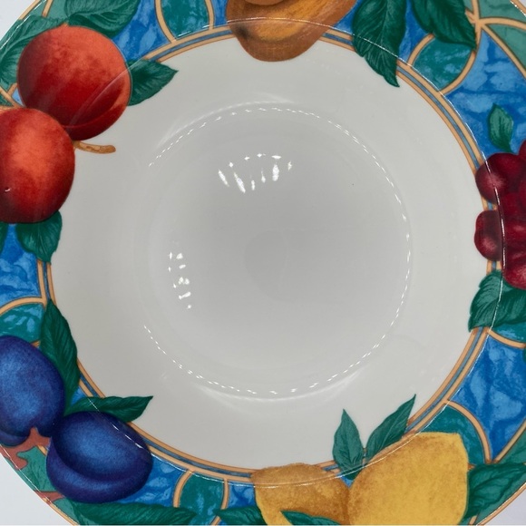 Casual Victoria & Beale Forbidden Fruit 4 8.5” Rimmed Soup Bowls Fine Porcelain - Picture 14 of 16